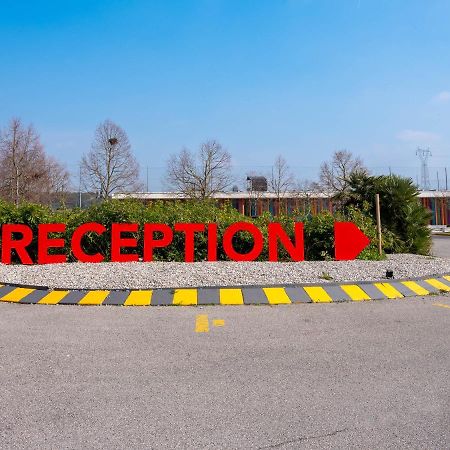 Aparthotel Golf Residenza Peschiera del Garda Zewnętrze zdjęcie