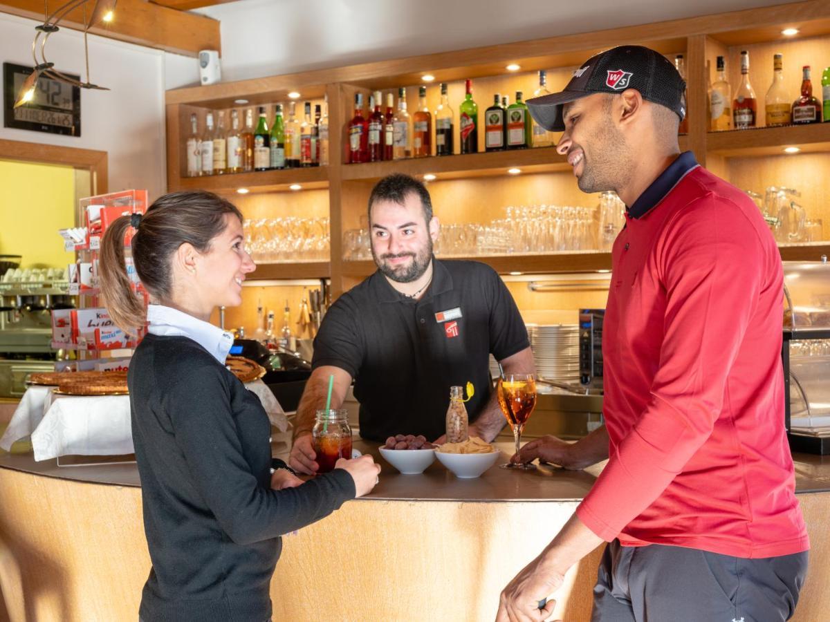 Aparthotel Golf Residenza Peschiera del Garda Zewnętrze zdjęcie